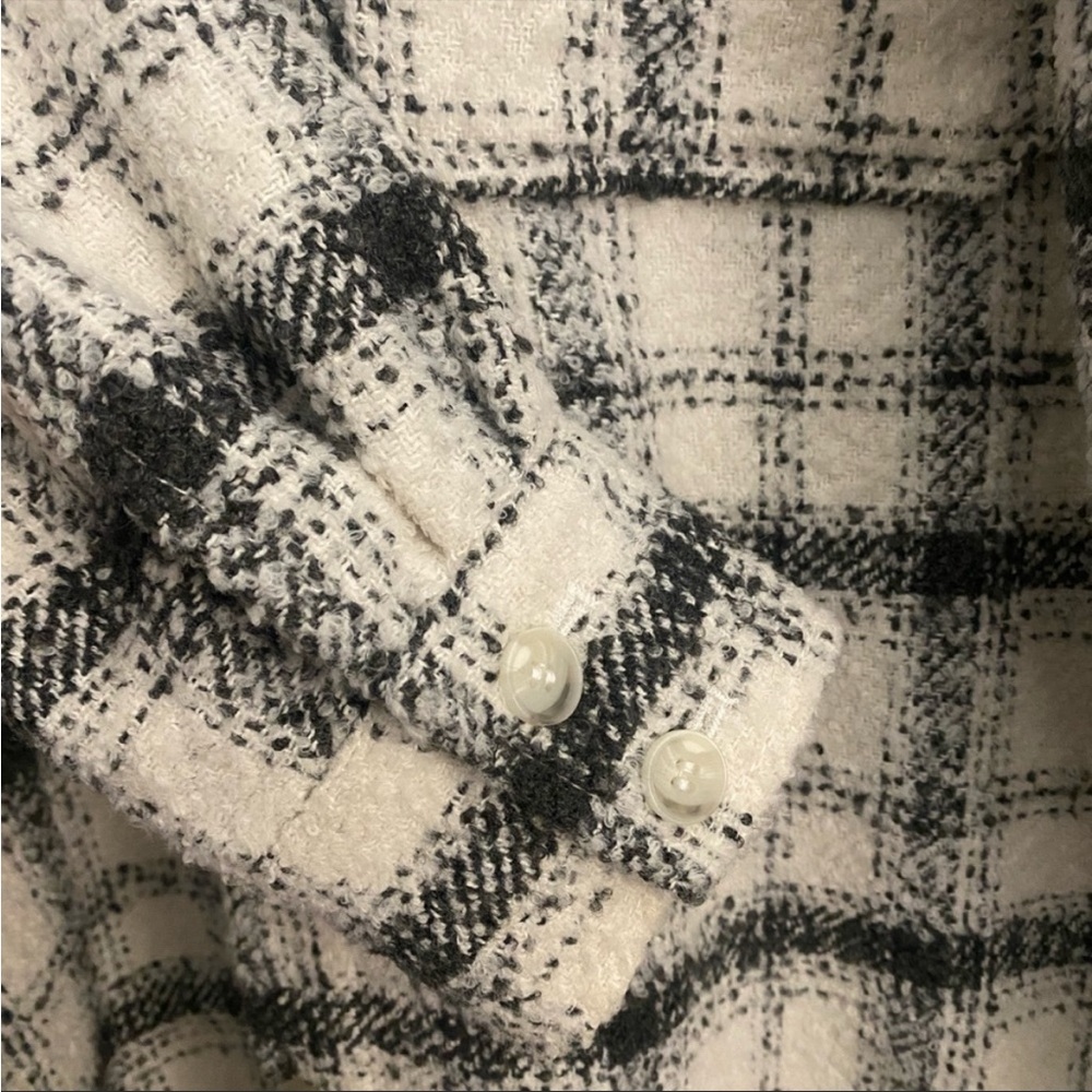 H&M jacket! - Picture 2 of 3